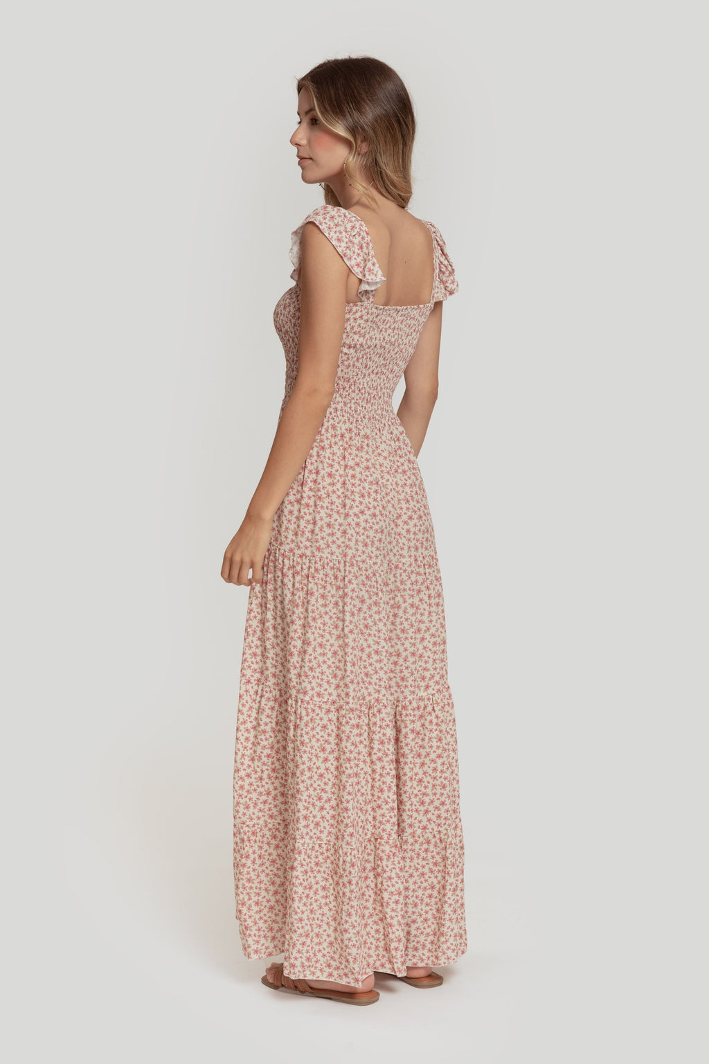 VESTIDO  CAPAS