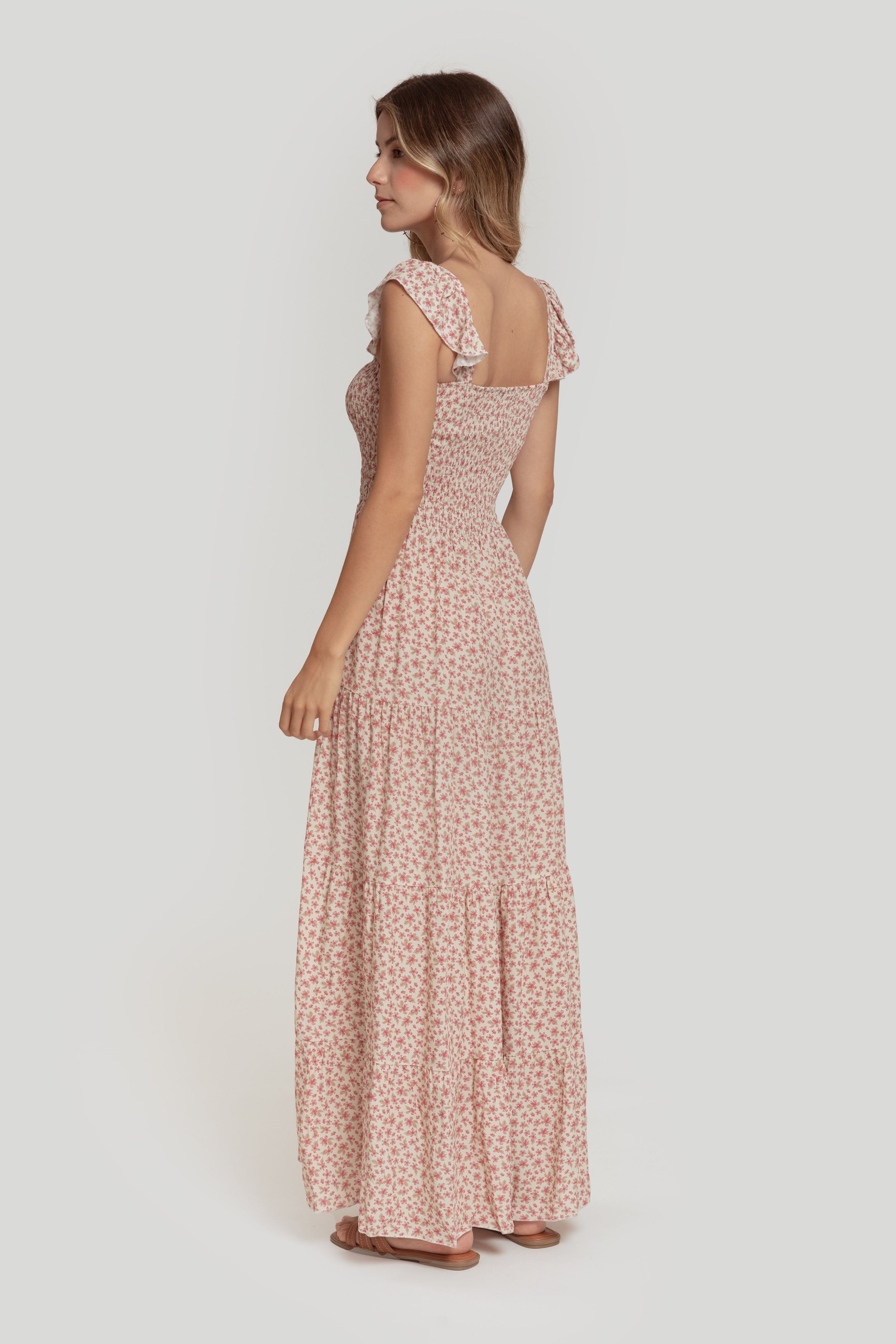 VESTIDO  CAPAS