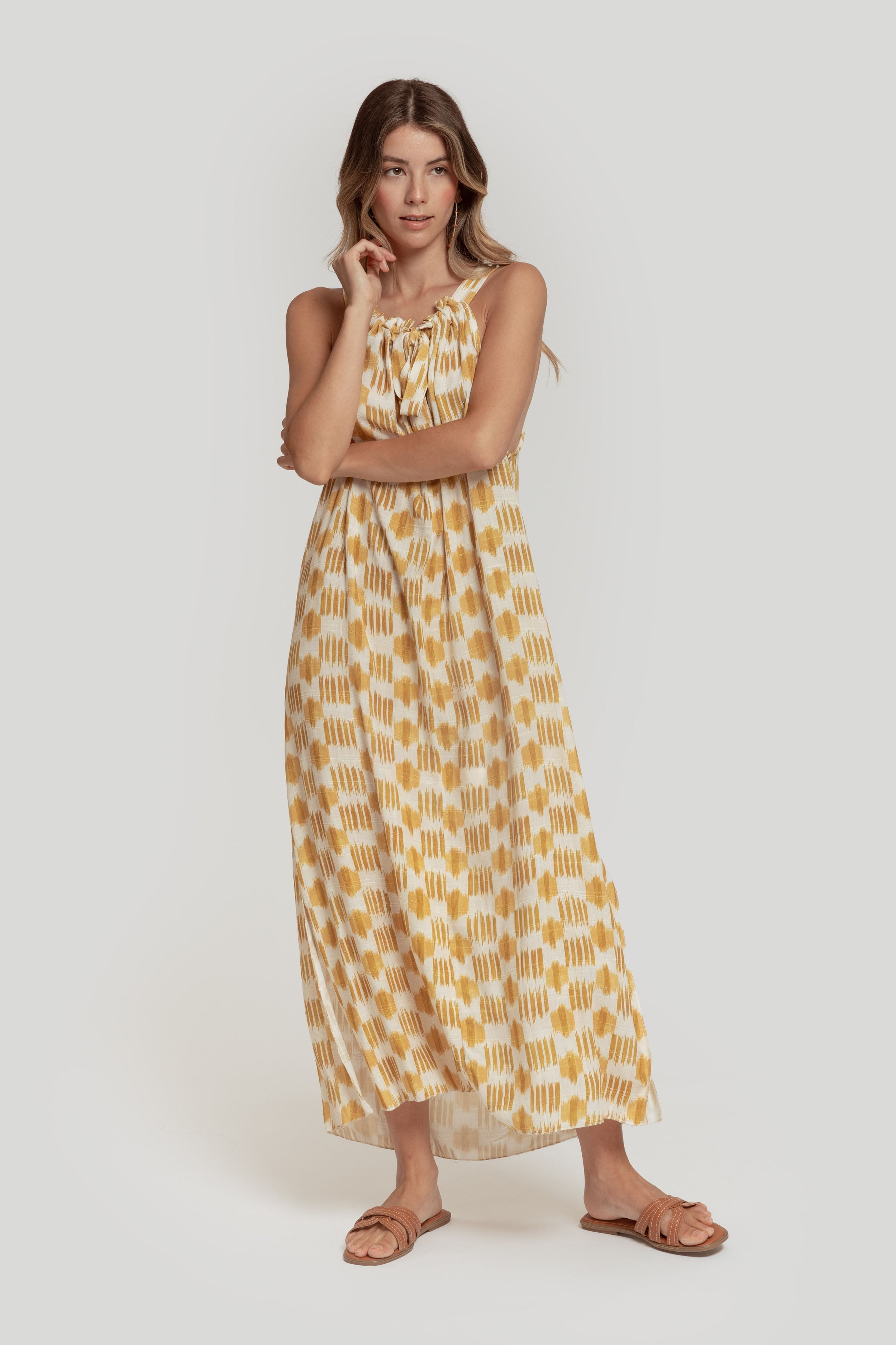 VESTIDO  NUDO