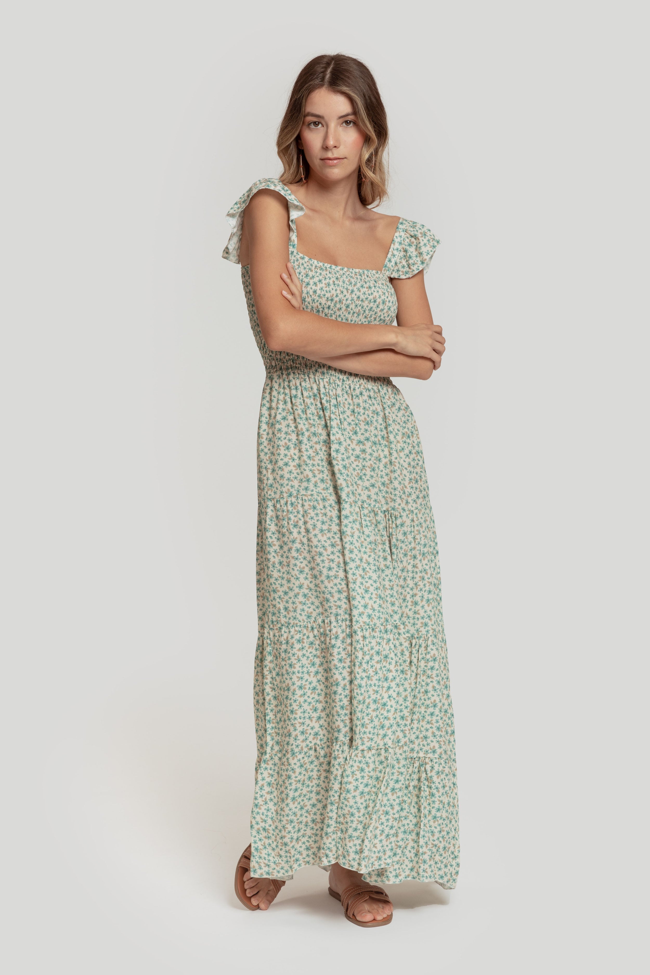 VESTIDO  CAPAS