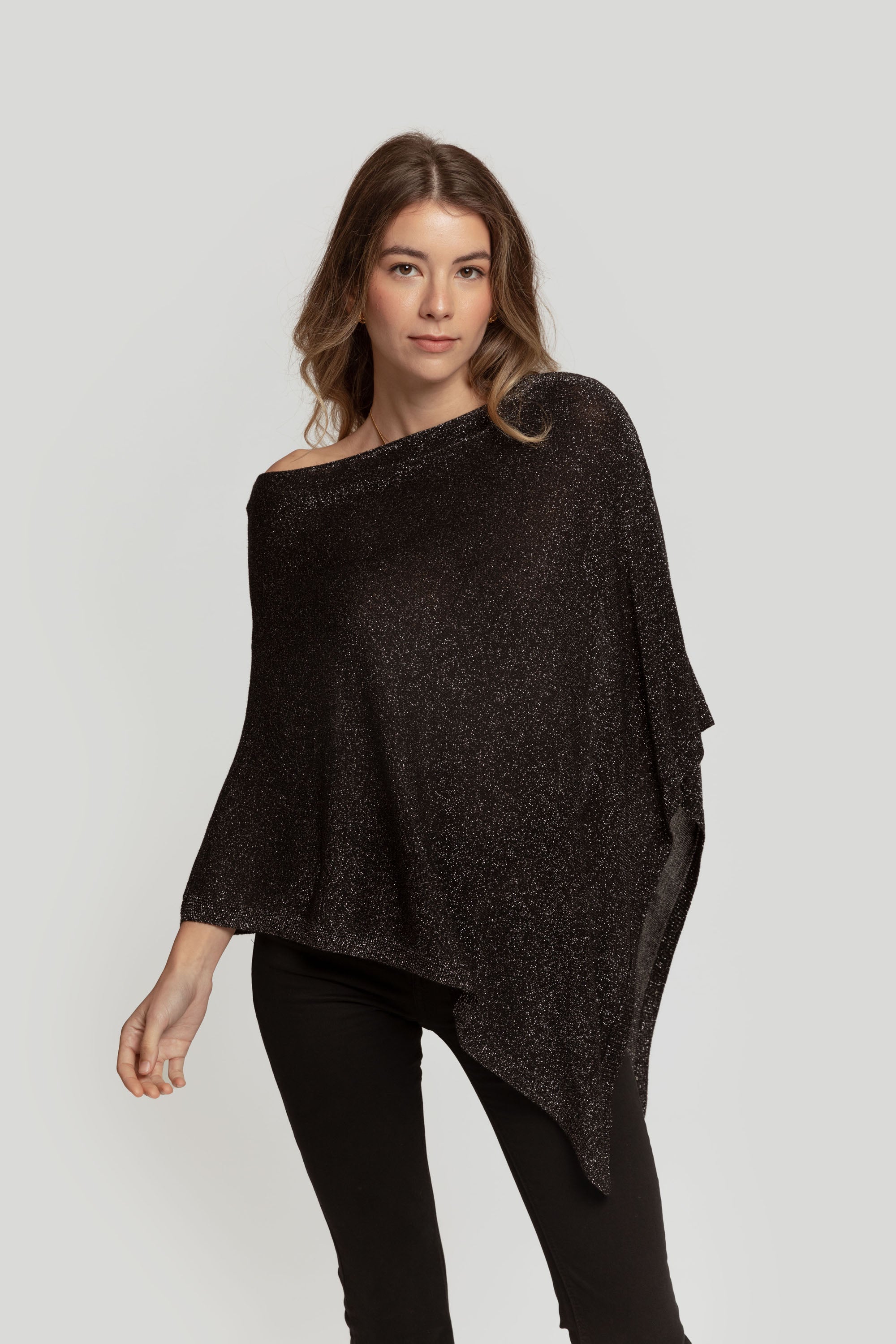 PONCHO  BRILLO
