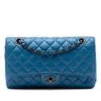 Medium Classic Calfskin Double Flap