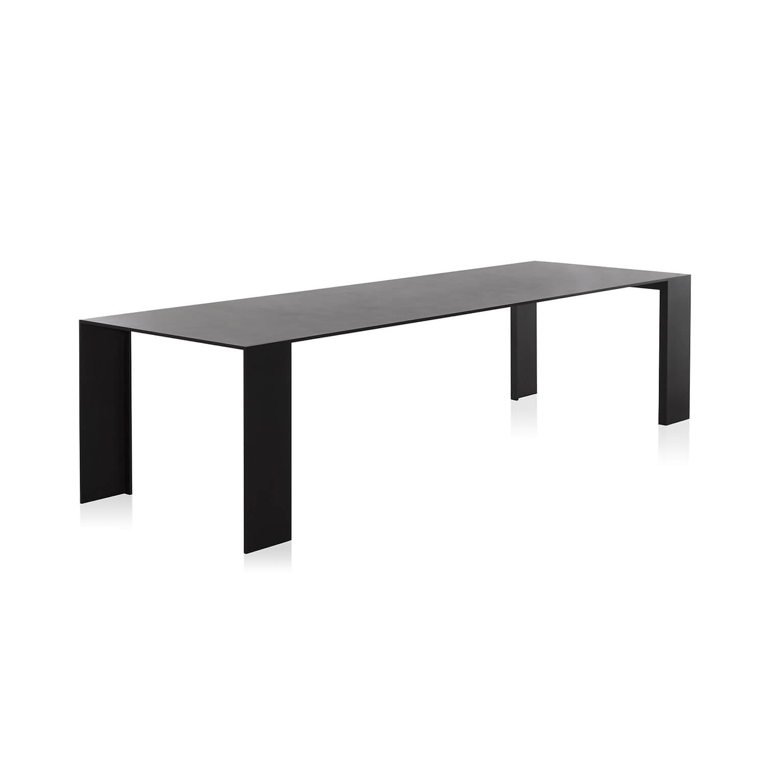Metallico Table