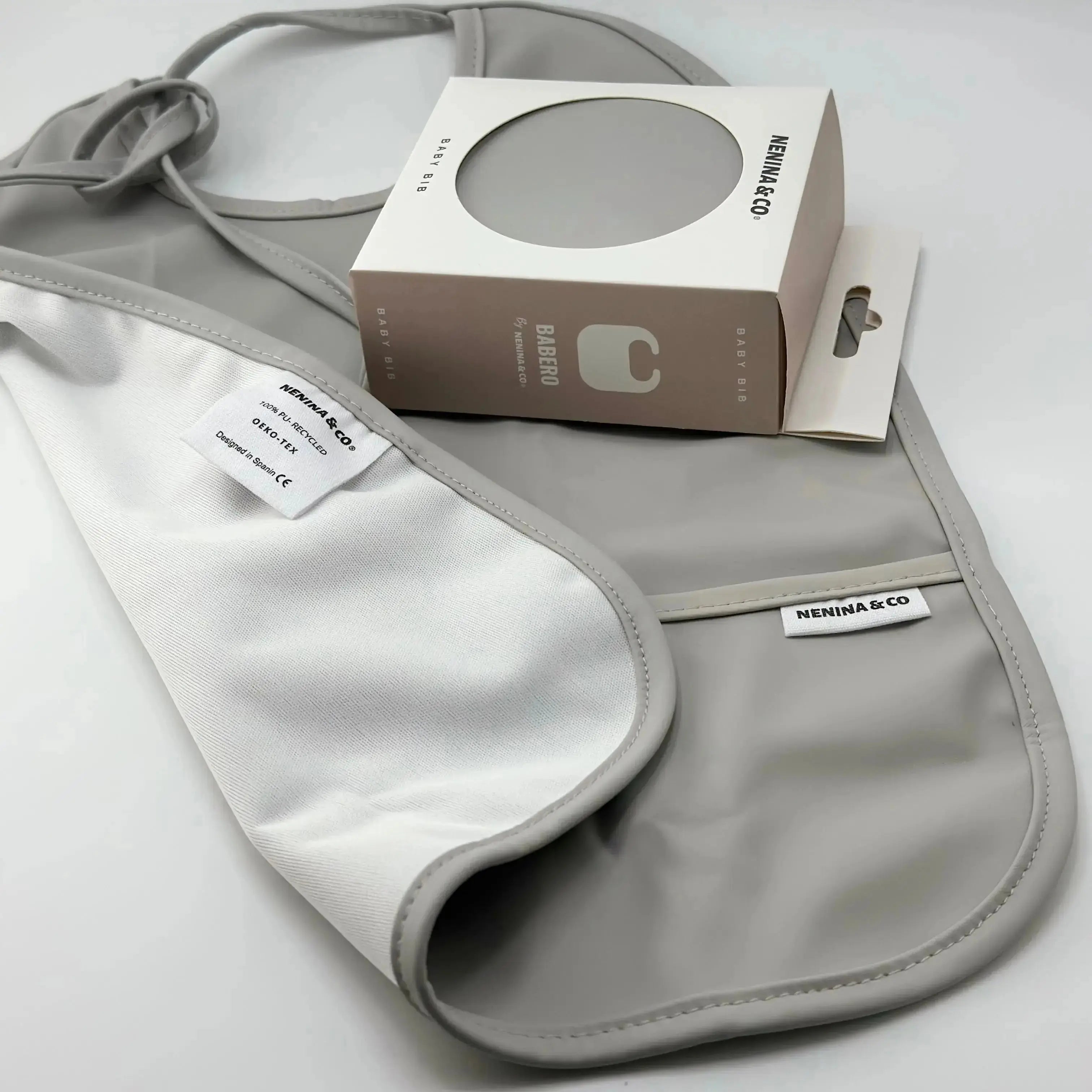 Babero London Gray  Nenina & Co