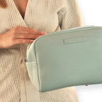 Pack Nacimiento Bebé: Portadocumentos + Neceser de Eco Piel MIREM Dusty Blue | Nenina & Co