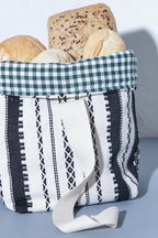 Panera pequeña alpujarra blanco y negro