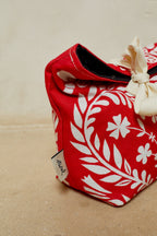 Panera pequeña folklore rojo