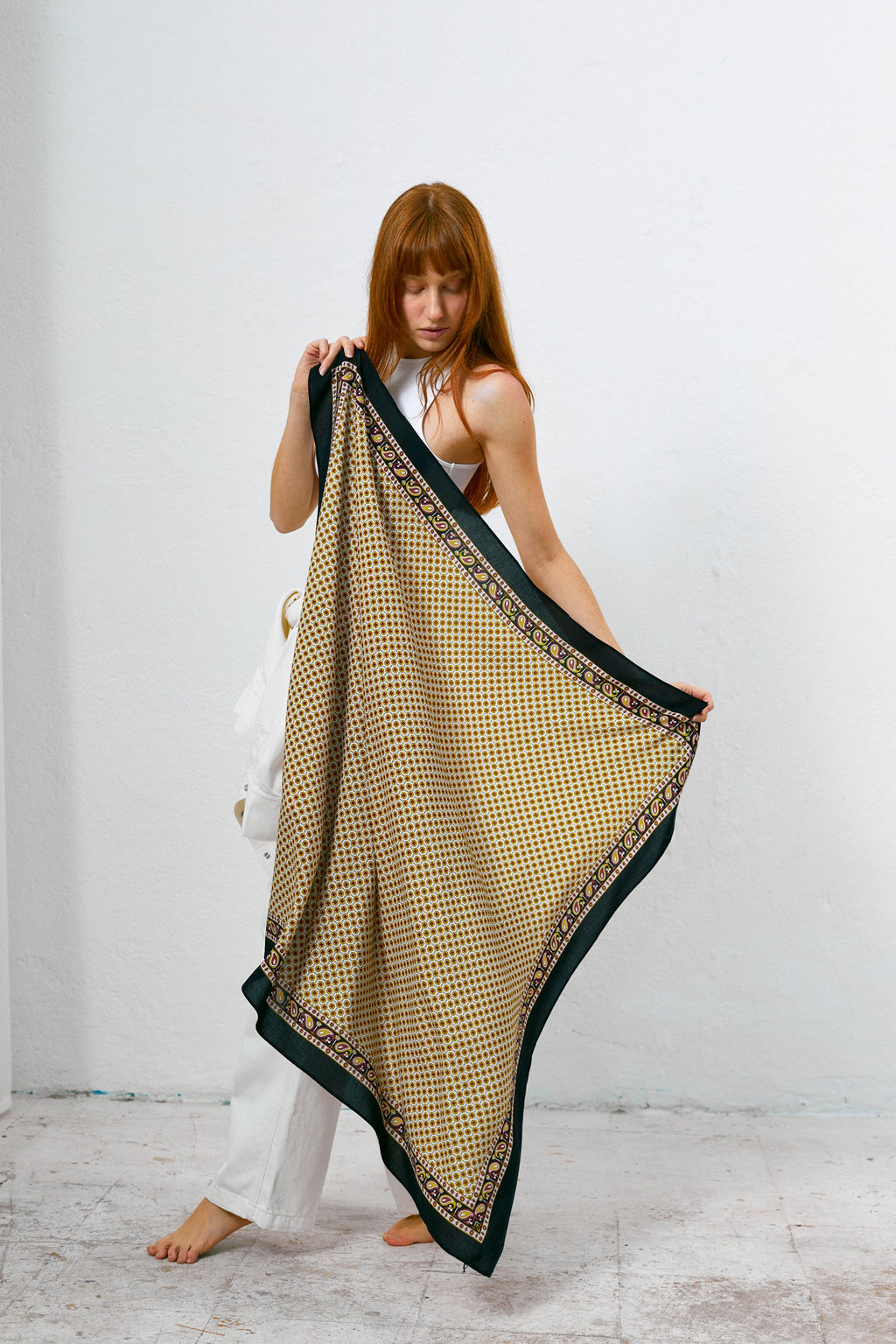 Pañuelo aragonés negro