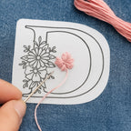 Plantillas hidrosolubles para bordar – Alfabeto con motivos florales