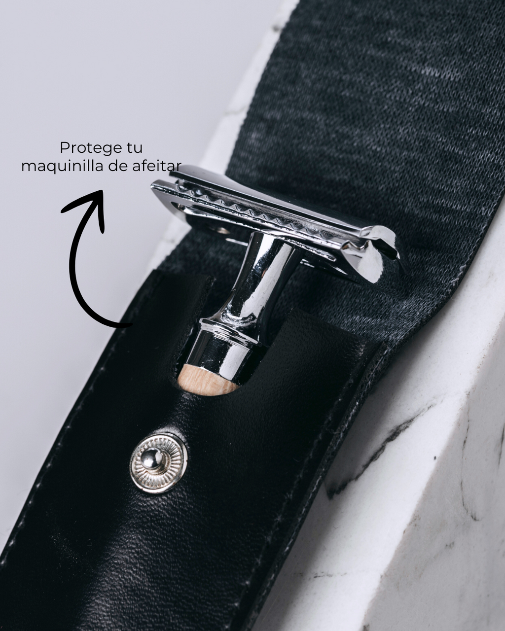 Funda Maquinilla de Afeitar Negra