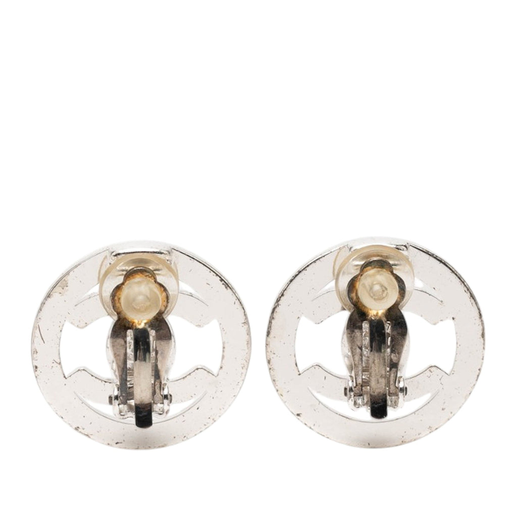 CC Brass Turnlock Round Clip On Earrings