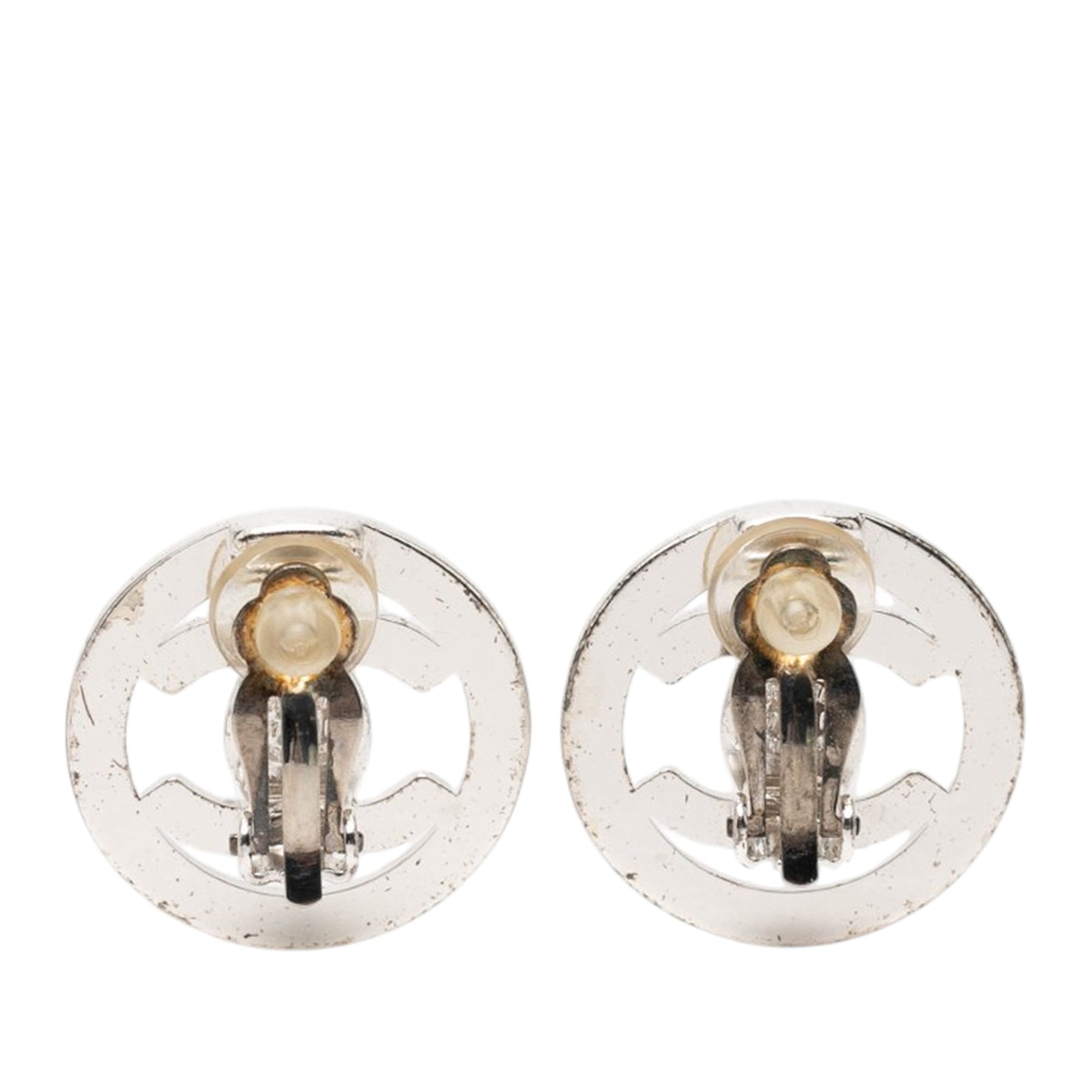 CC Brass Turnlock Round Clip On Earrings