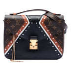 Monogram Brogue Pochette Metis