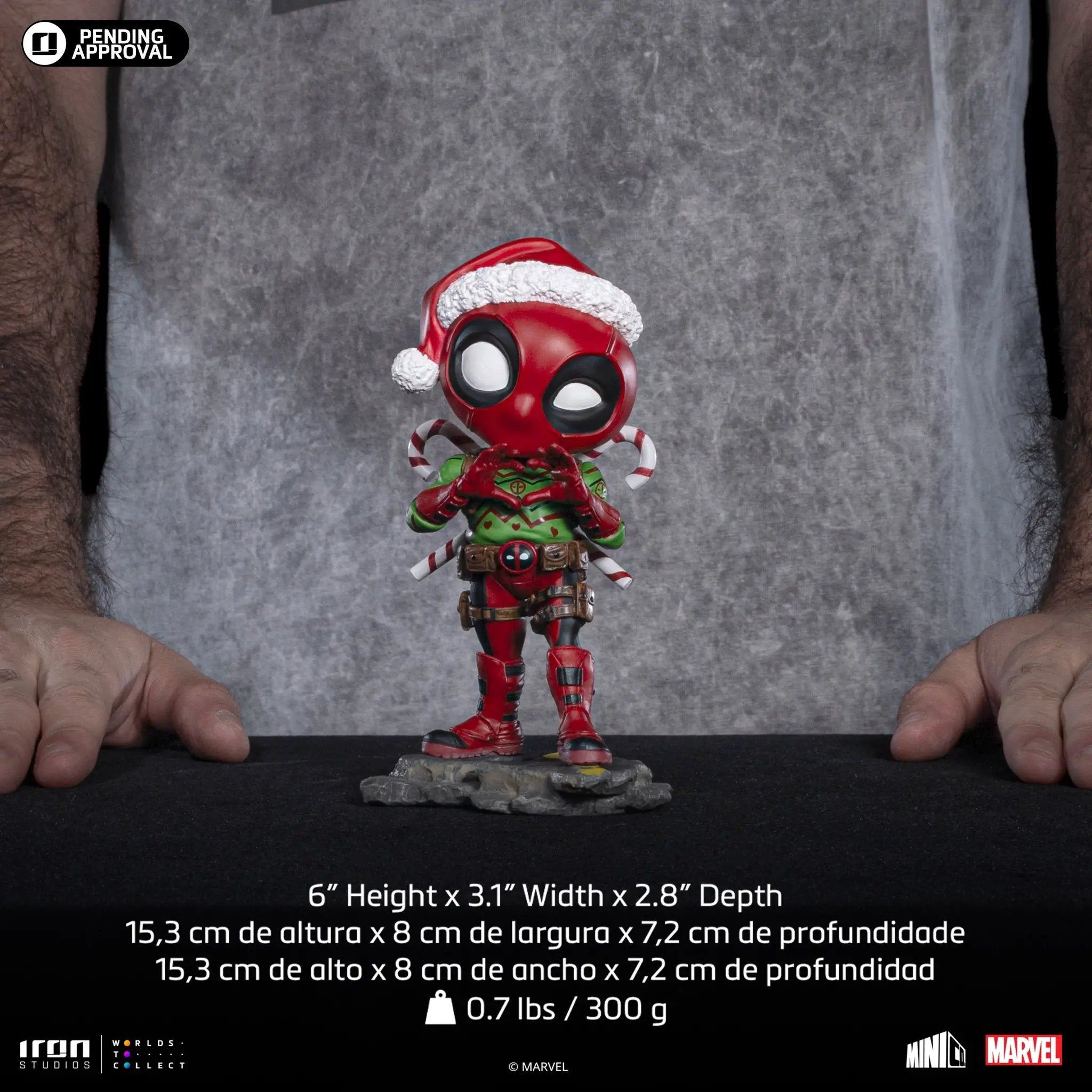 Statue Deadpool (Holidays Version) - Marvel Comics - Minico - Iron Studios