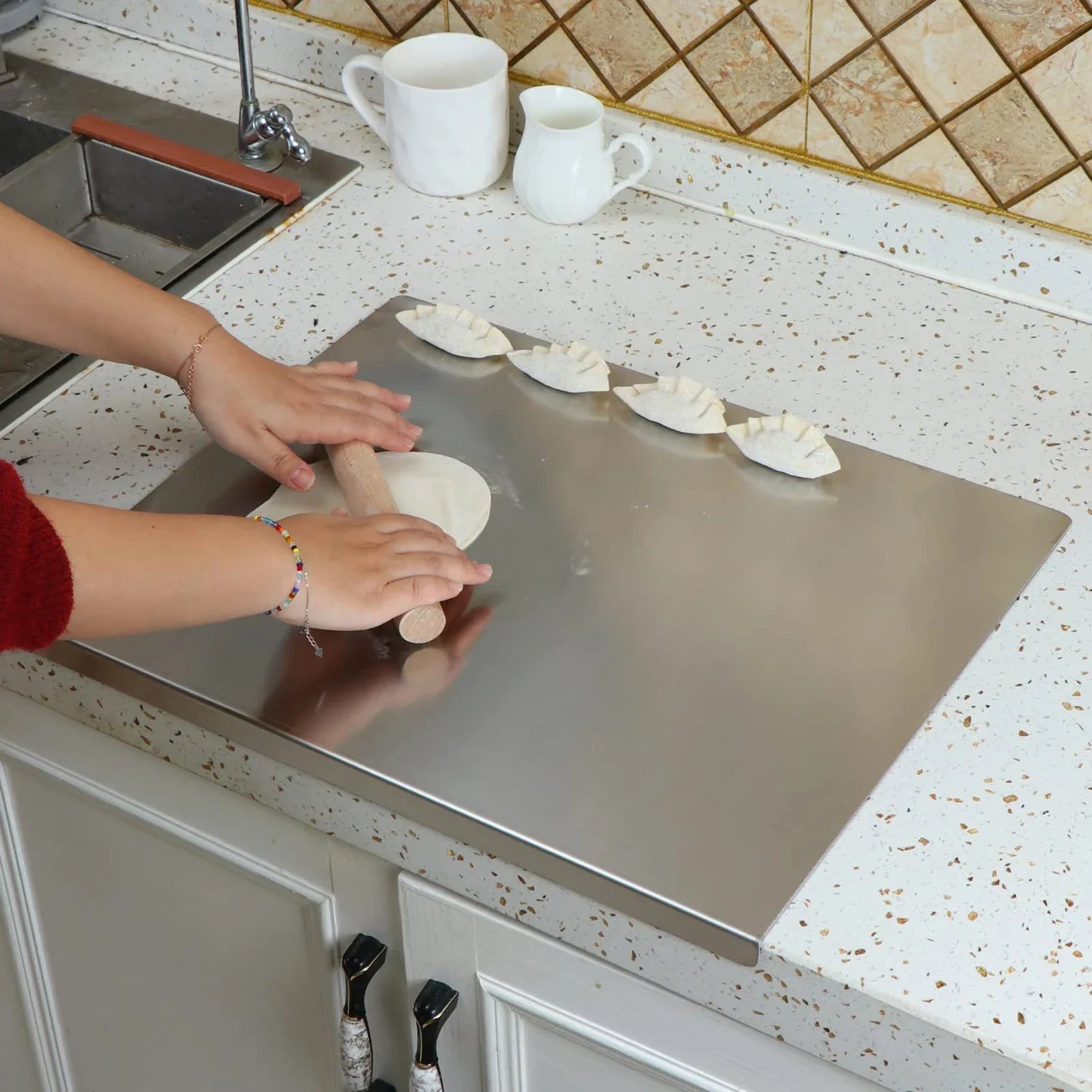 ArtZ® Stainless Steel Cutting Board