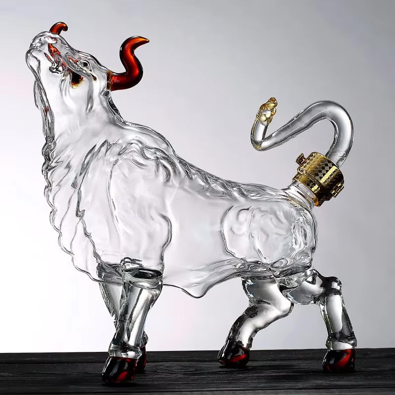 ArtZ® Bull Decanter - Head Up