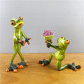ArtZ® Most Interesting Frog In The World Sculptures - Flowers 2 Frogs