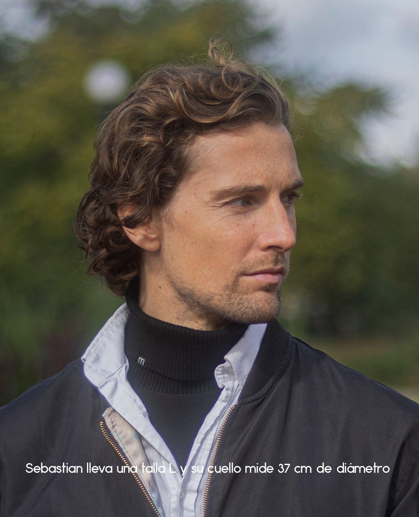 Jersey de cuello vuelto minimo negro hombre