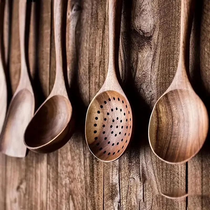 SET DE 5 UTENSILLOS DE COCINA, MADERA NATURAL.