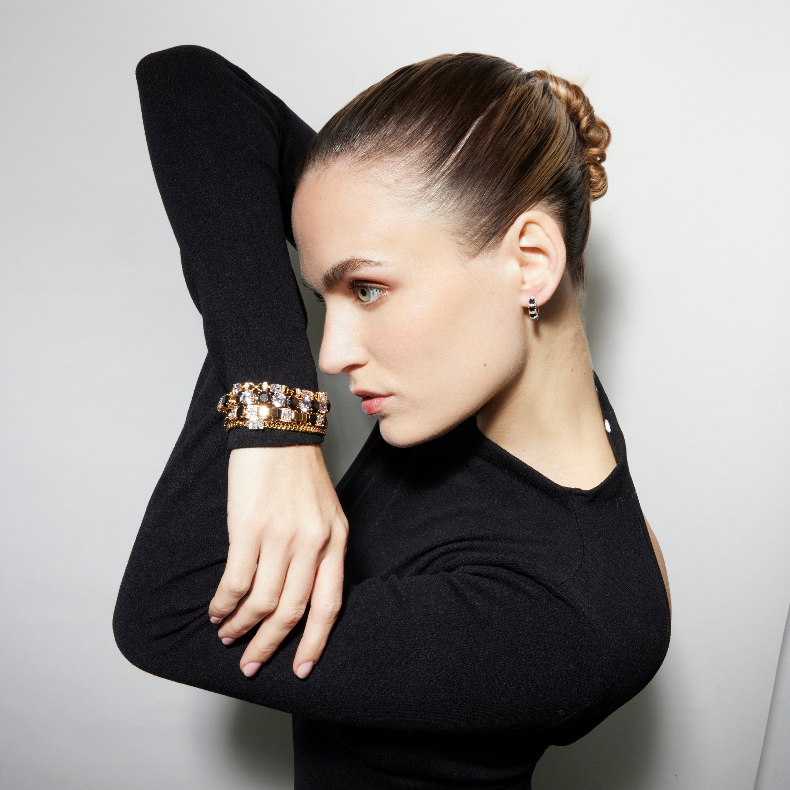 Pulsera con Circonita Brillante acabado oro 18k - Teyvat
