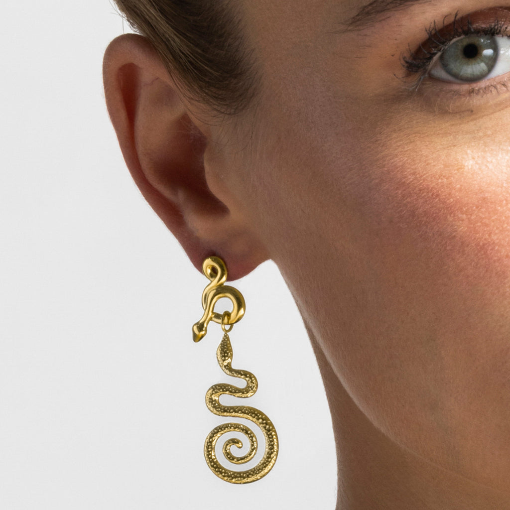 Pendientes acabado oro 18k - Khayla