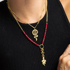 Collar con Cristal Rojo acabado oro 18k - Edrak