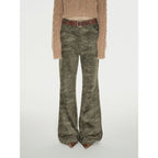 Green CamouflageFashionable and versatile camouflage print chenille suede slim bootcut casual pants