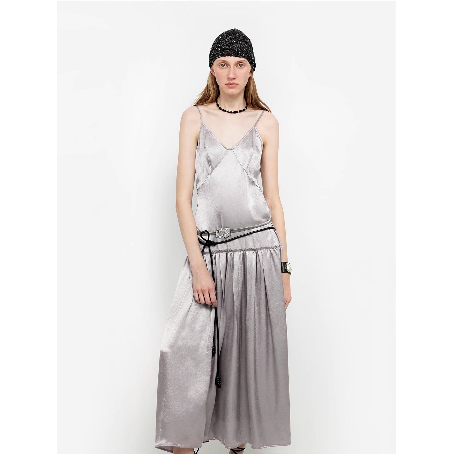 Girls' Letterhead Luxurious and light, glossy and silky 100% acetate low-waisted long suspender dress