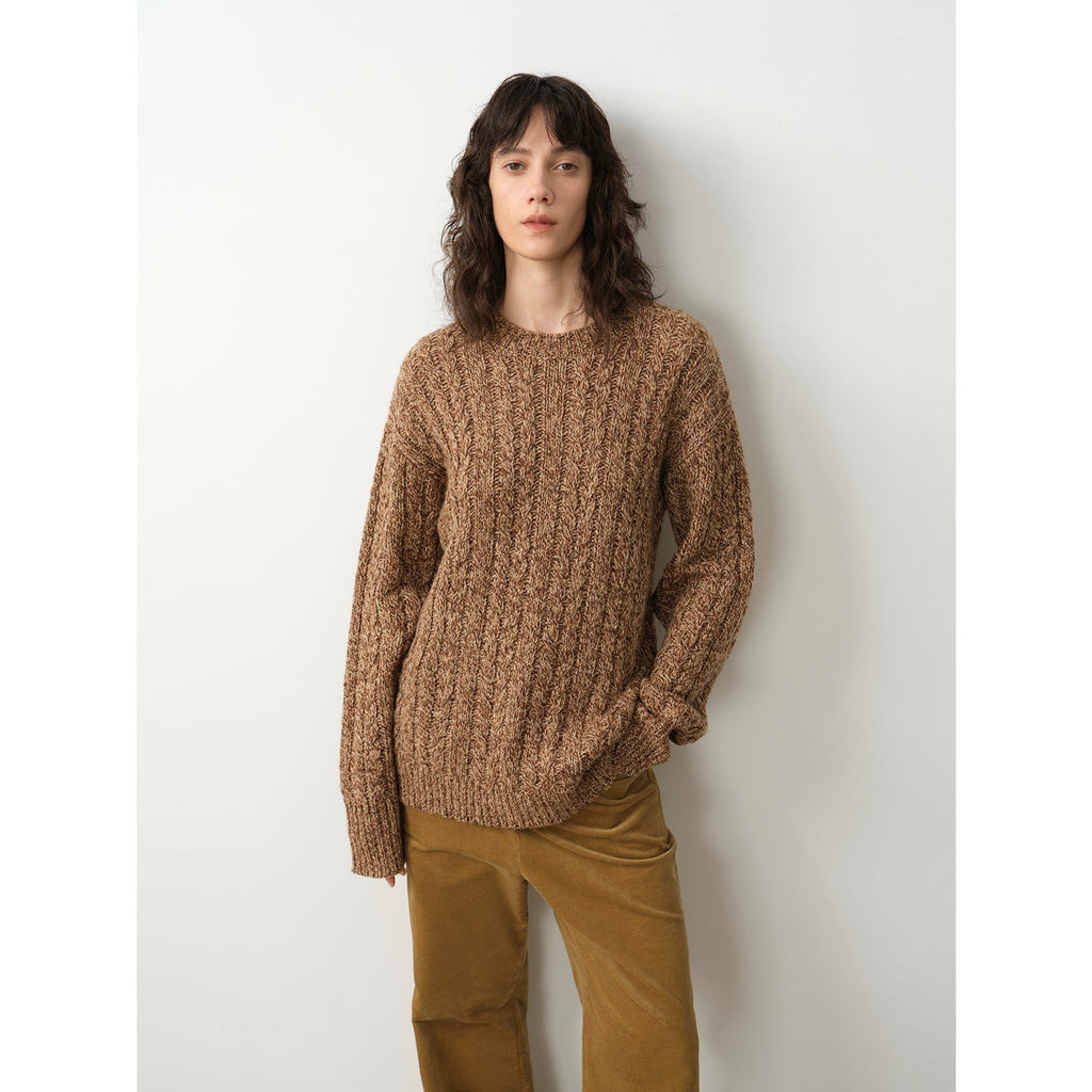 Thousand Islands Forest Club Cable-cut Round Neck Wool Blend Slightly Wide Shoulder Sweater
