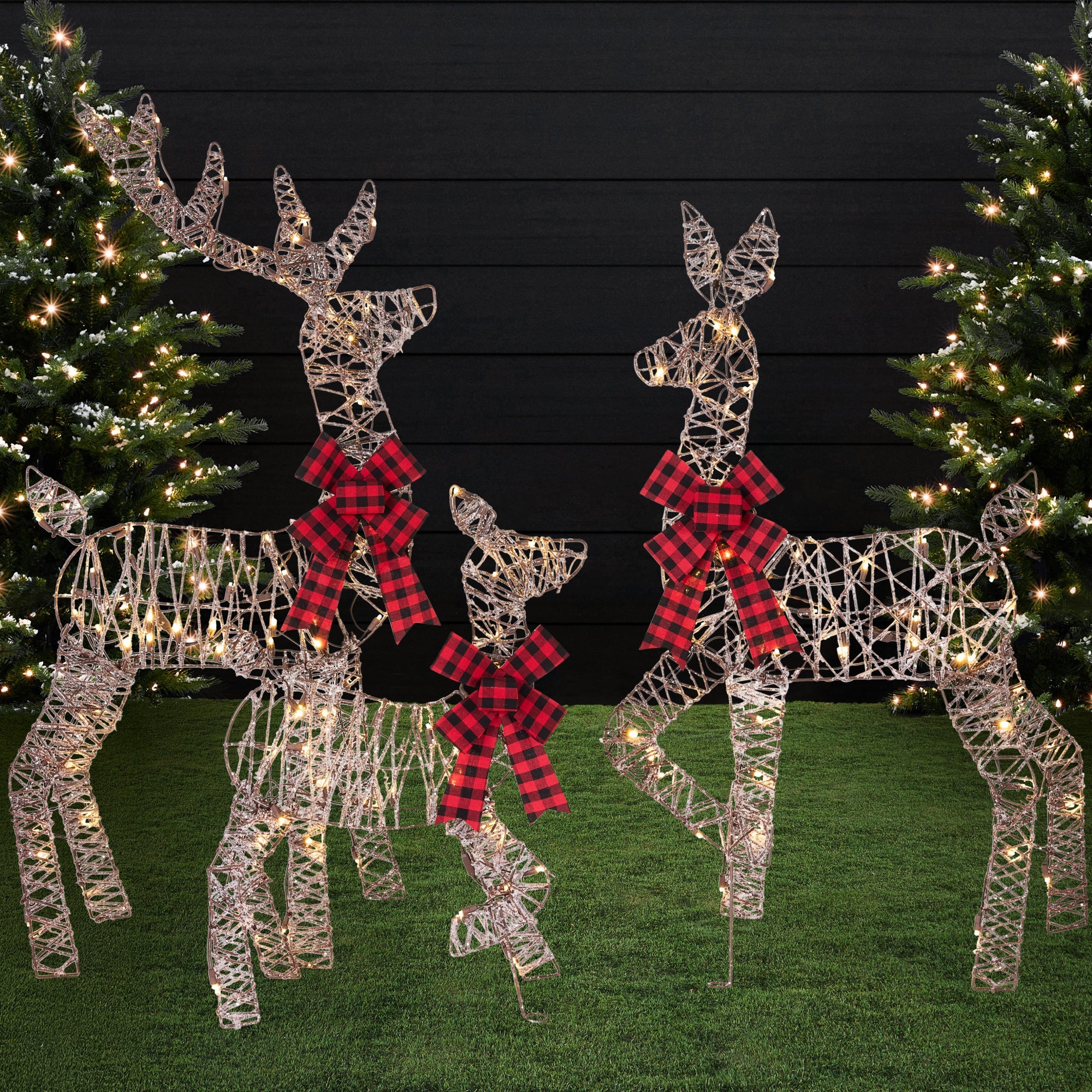 3-Piece Lighted Christmas Deer Set Outdoor Decor with 175 LED Lights - Rattan