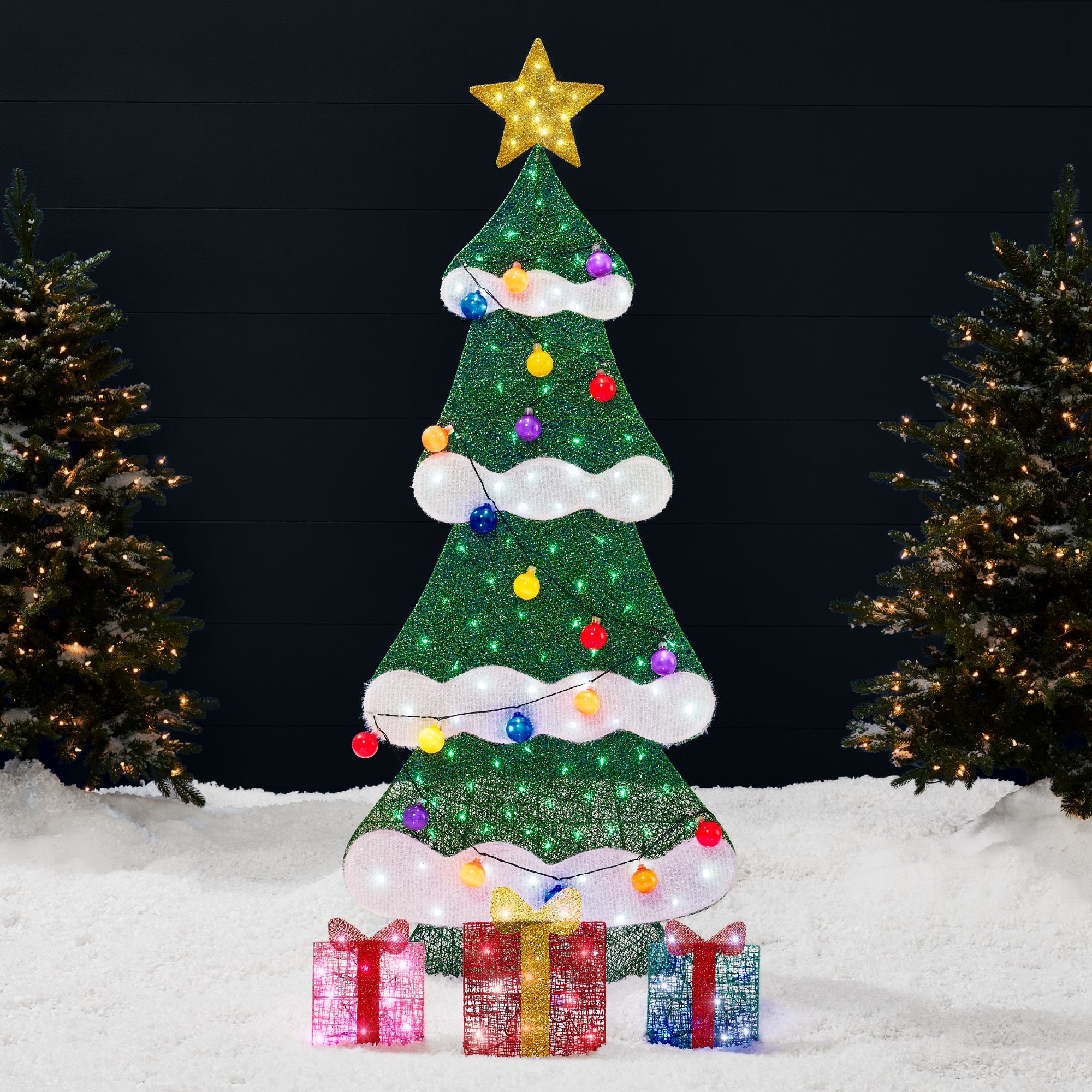 6ft Lighted 2D Christmas Tree Outdoor Decor w/ 170 LED Lights, 3 Gift Boxes - Multicolor