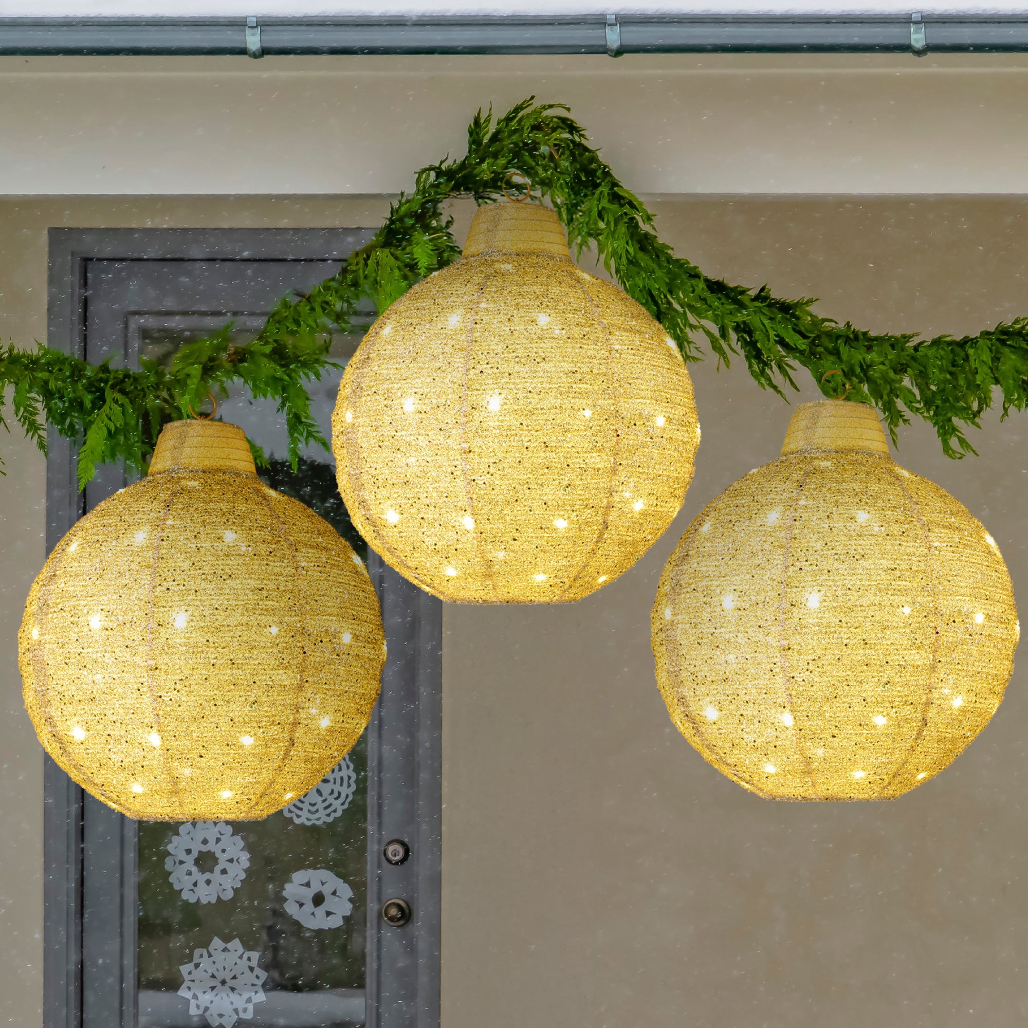 3-Piece Hanging Pop-Up Ornaments Outdoor Christmas Decor, LED Lights - Gold