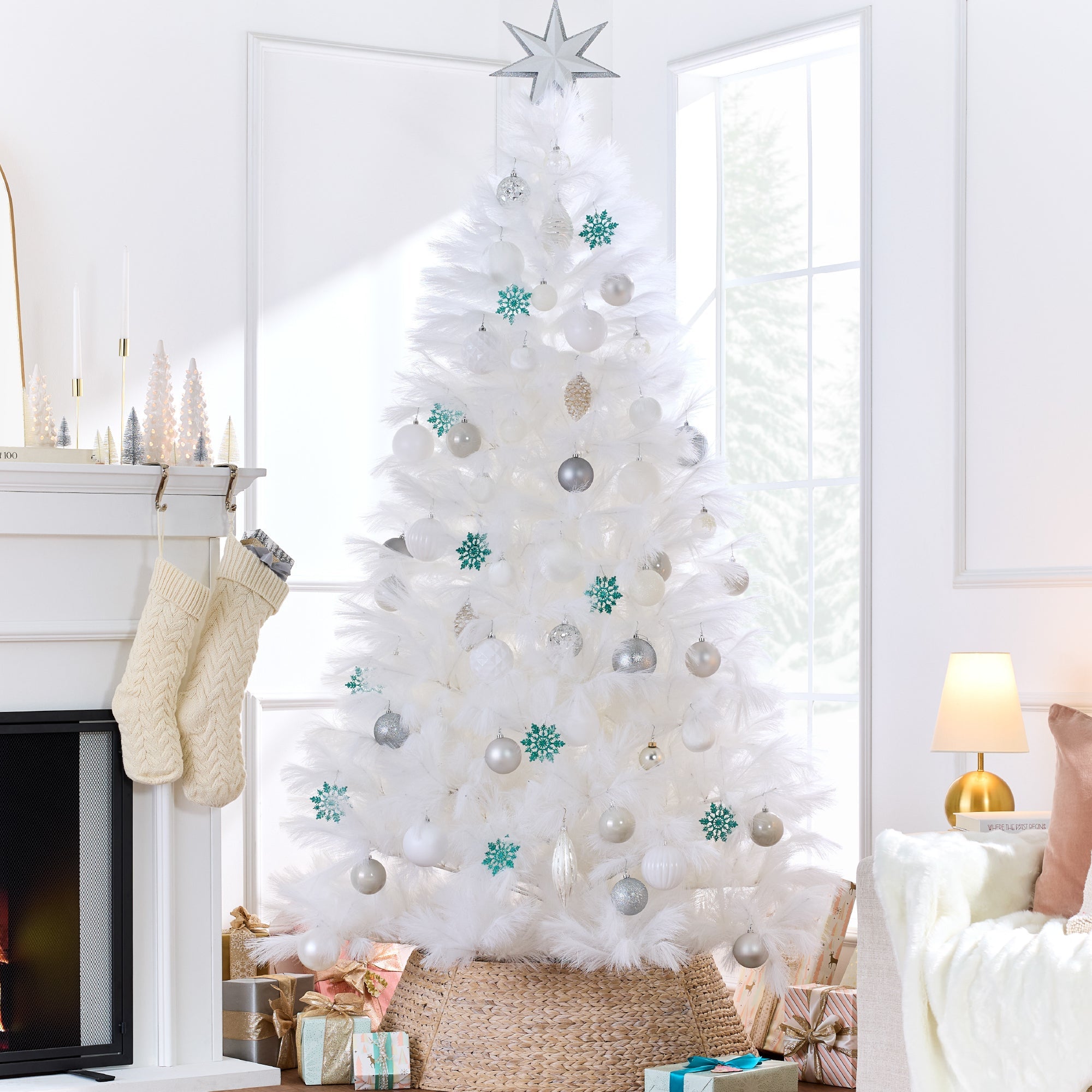 Premium Artificial White Pampas Christmas Tree w/ Foldable Metal Base - 9ft