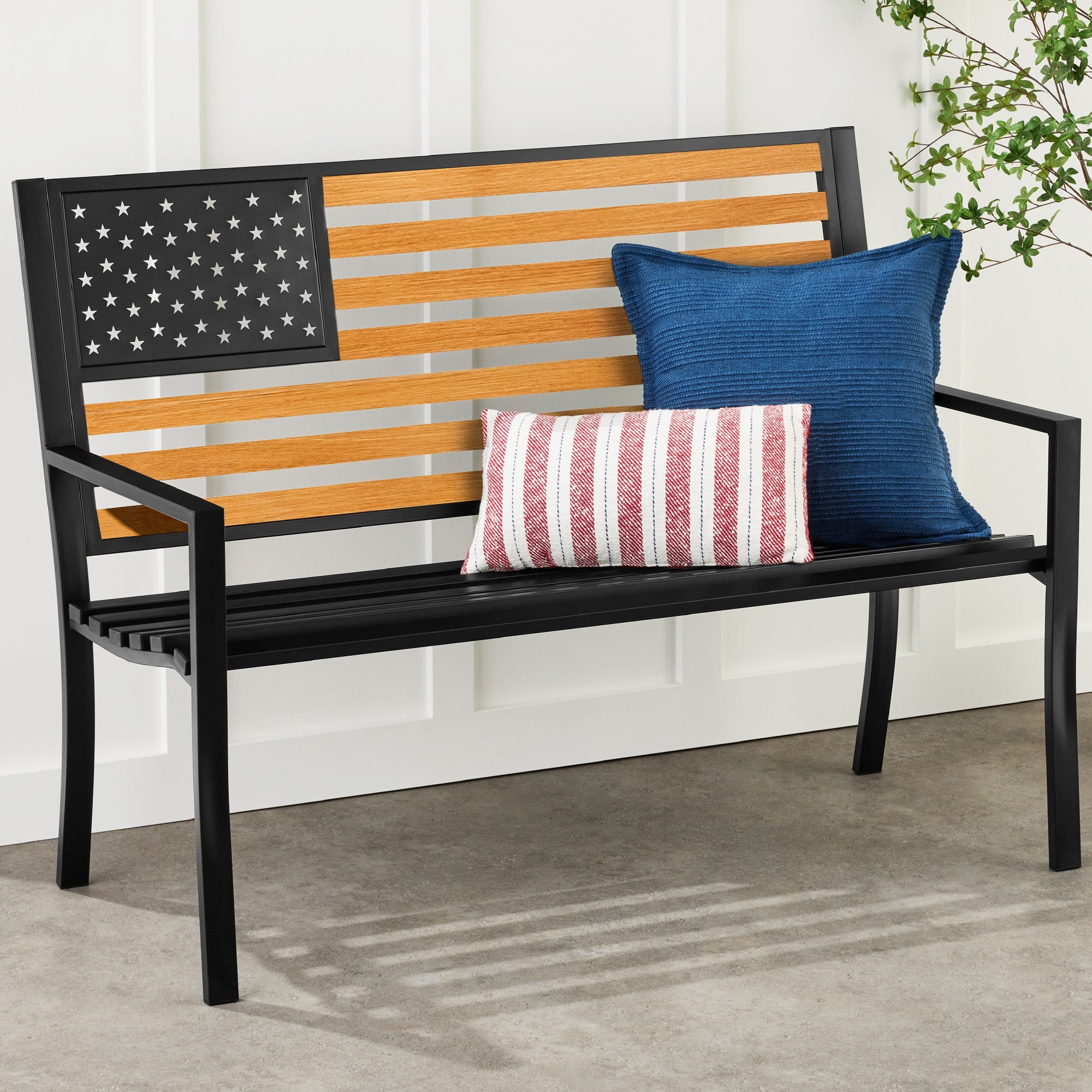 Indoor Outdoor Steel Bench w/ American Flag Backrest, 790lb Capacity - Black/Wood