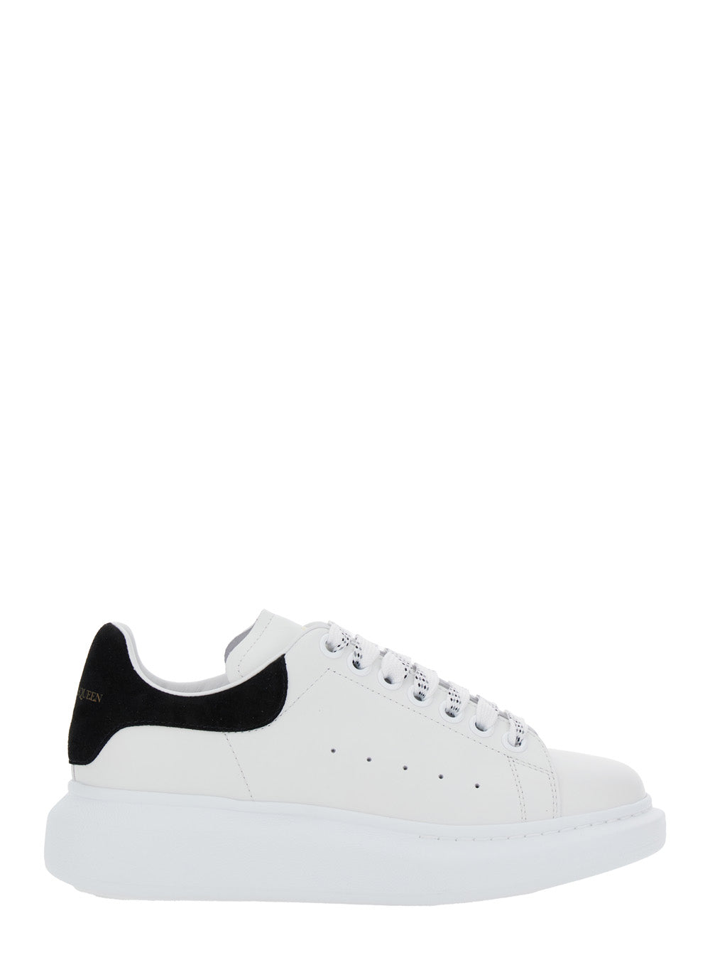 Black and White Low Top Sneakers with Logo Lettering on the Tongue Contrasting Heel in Leather Woman Calf