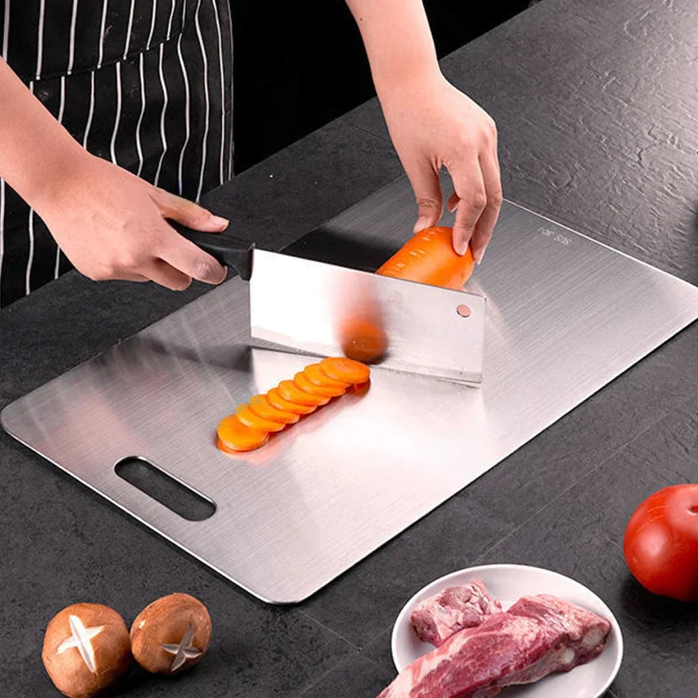 ArtZ® Slice Stainless Steel Cutting Board