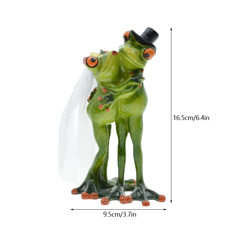 ArtZ® Most Interesting Frog In The World Sculptures - Just Married 2 Frogs