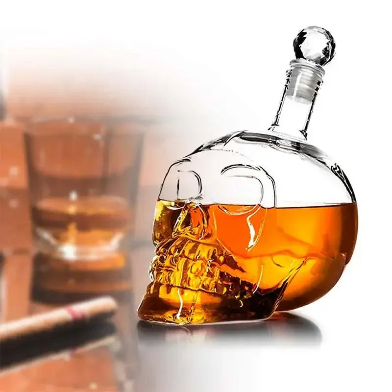 ArtZ® Unfriendly Skull Decanter
