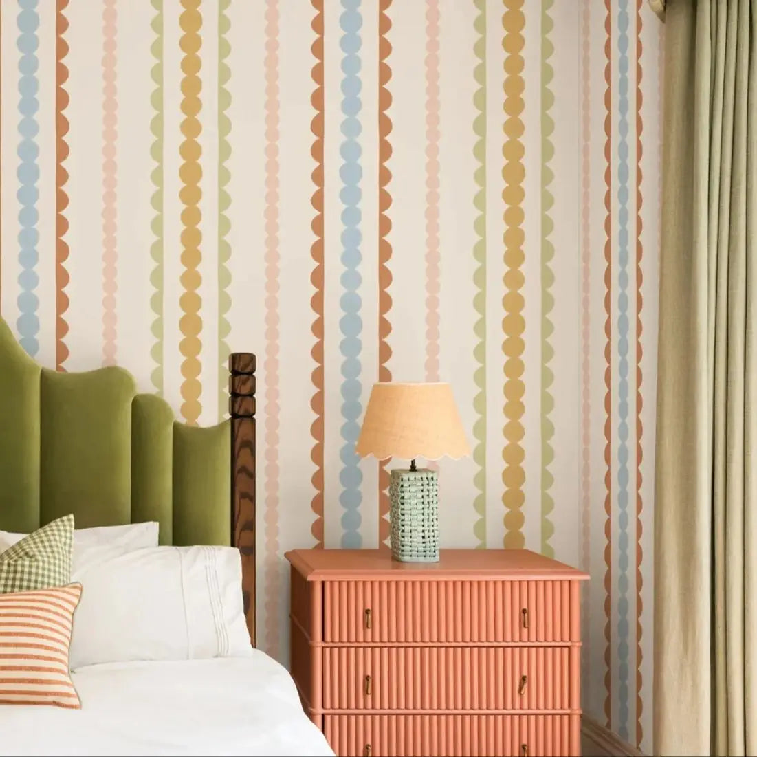 Colorful Scallop Stripes Wallpaper