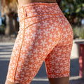 Sprints Womens Flexion 8" Compression Short - Lagoon Coral