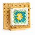 Tablero de bloqueo de madera – 20×20 cm con varillas metálicas