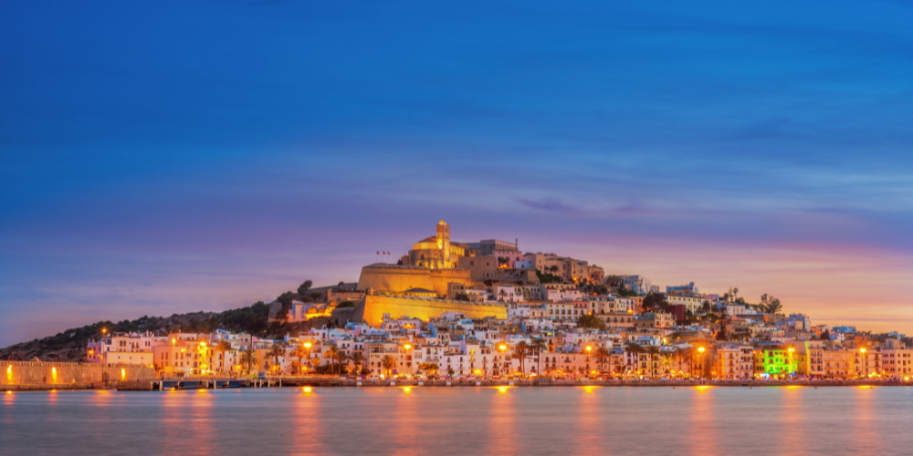 Creative Oasis: Unleashing Artistic Expression in Ibiza's Workshops