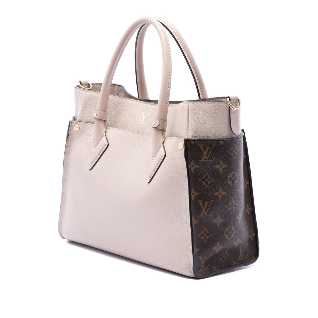 Monogram On My Side MM
