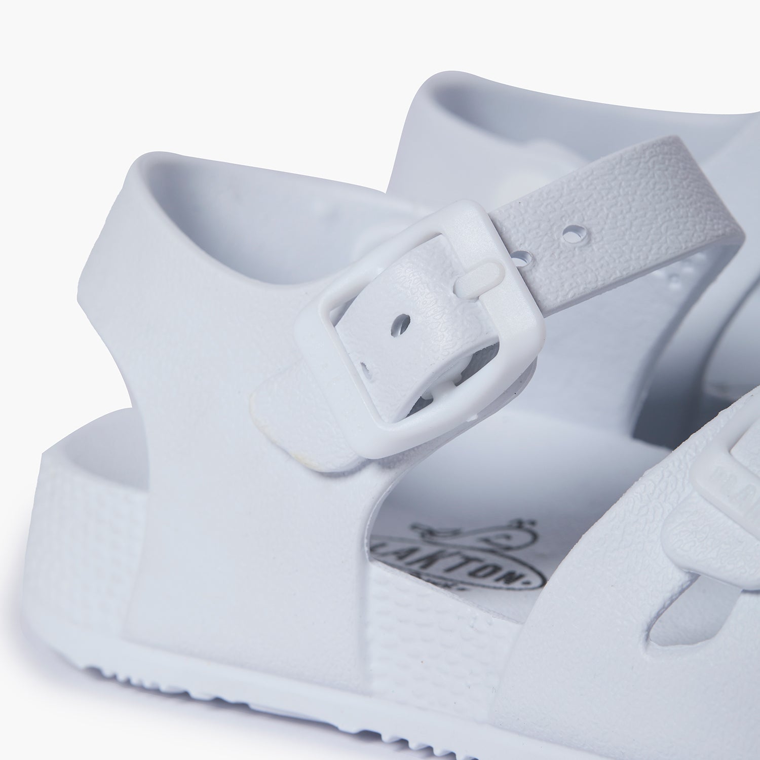 Wottan White