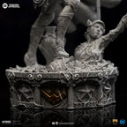 Statue Wonder Woman Unleashed Marble Variant - DC Comics - Art Scale 1/10 - Iron Studios