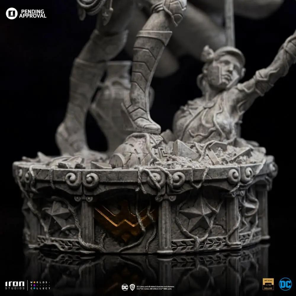 Statue Wonder Woman Unleashed Marble Variant - DC Comics - Art Scale 1/10 - Iron Studios
