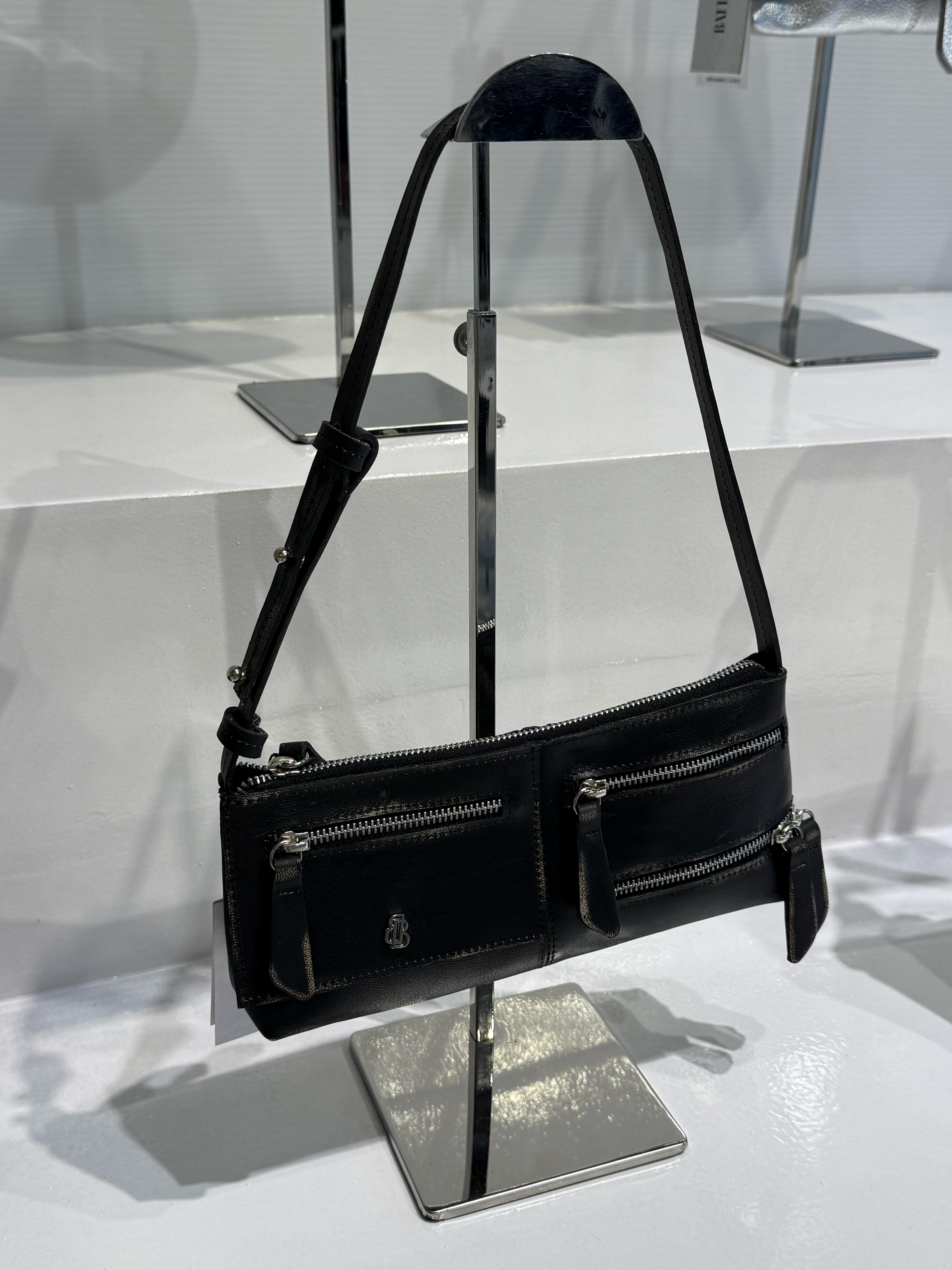 MINIBAG ZIPPER | NEGRO CRASH