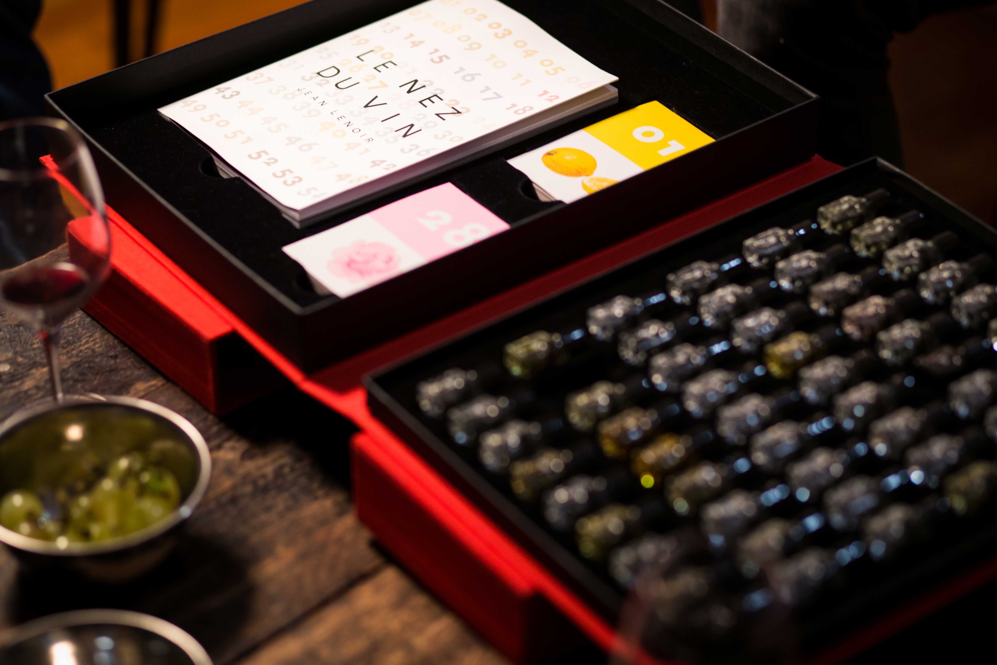 Le Nez du Vin - 54 Wine Aroma Master Kit by Jean Lenoir