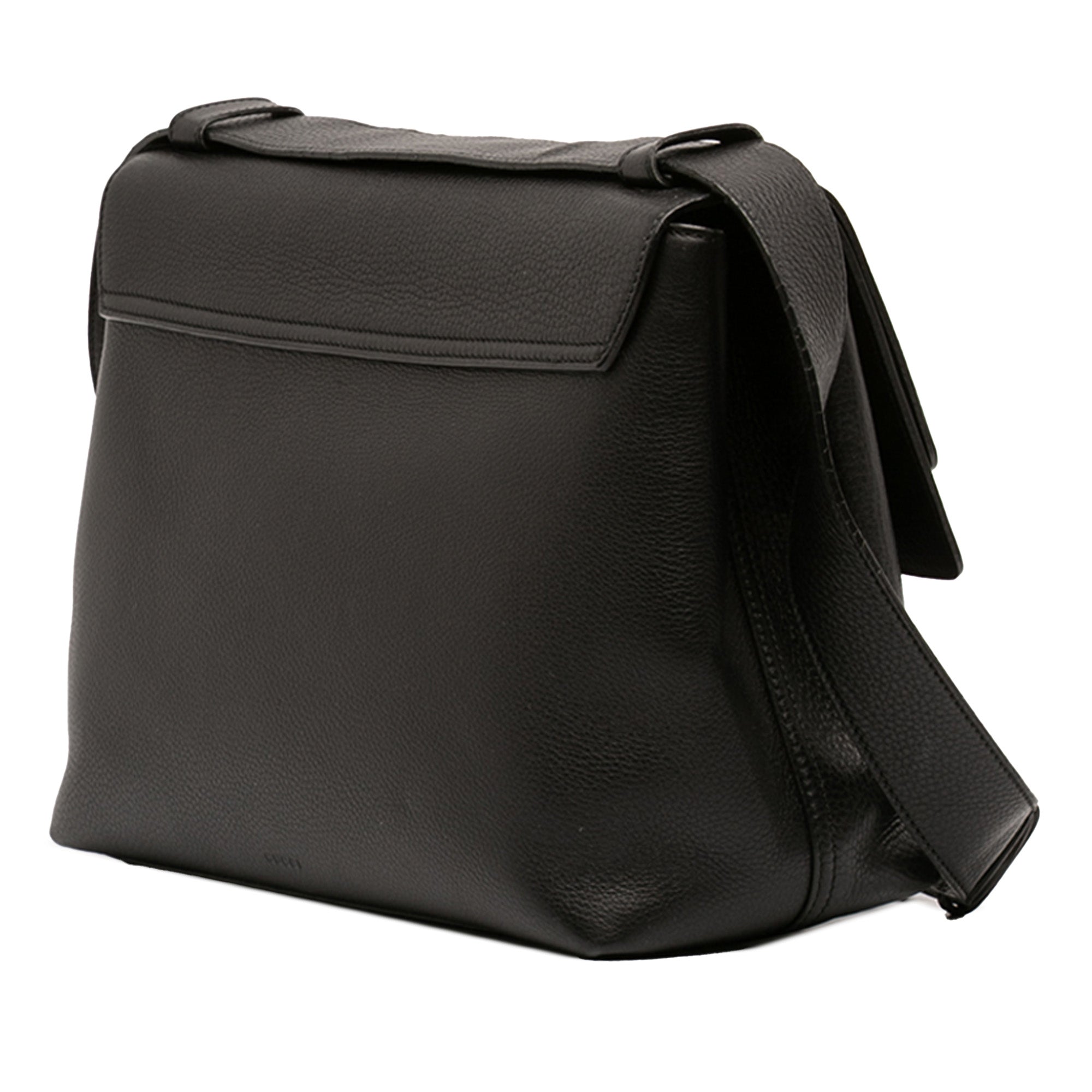 Large GG Marmont Pebbled Calfskin Flap Shoulder Bag