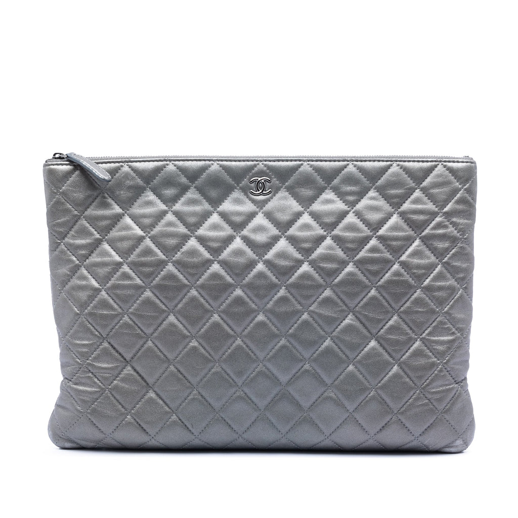 Large Quilted Metallic Lambskin O Case Clutch